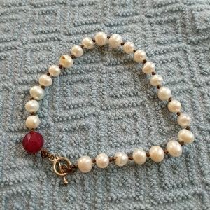Pearl bracelet